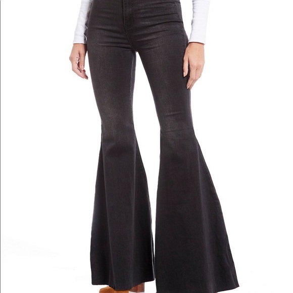 Black free people just float on bell bottom pants - Picture 3 of 3
